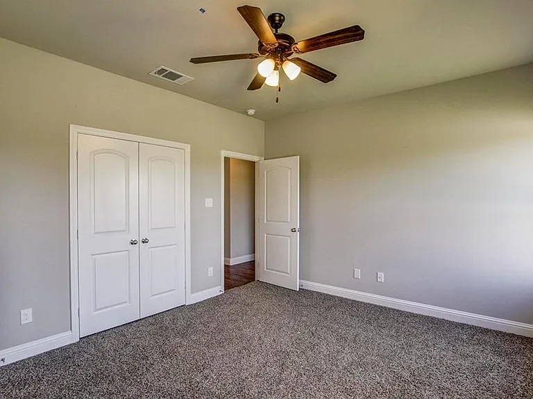 428 Canvas Ct — Photo 9