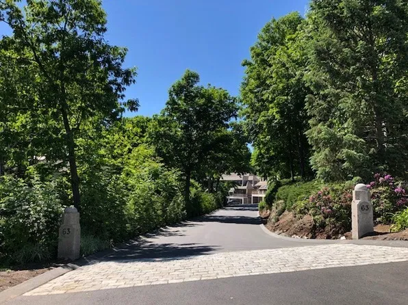 63 Cottage St, Newton Upper Falls, MA 02464