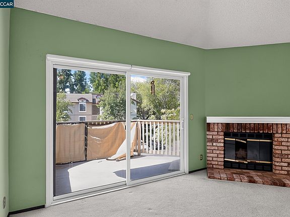 4th image of 3458 Smoketree Commons Dr
