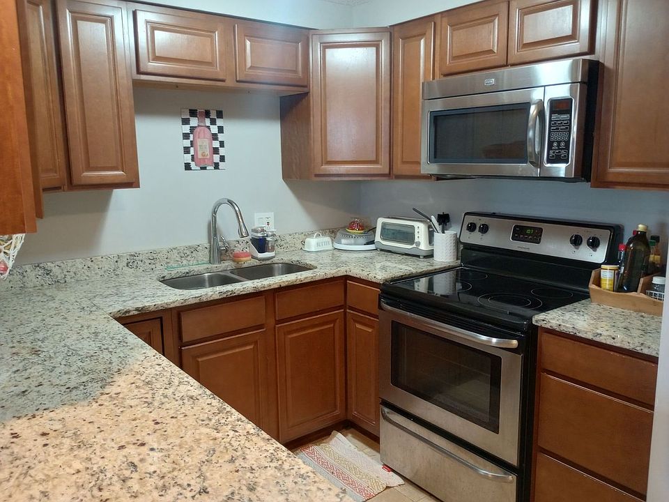 1st image of 1211 Highland Ave APT 301