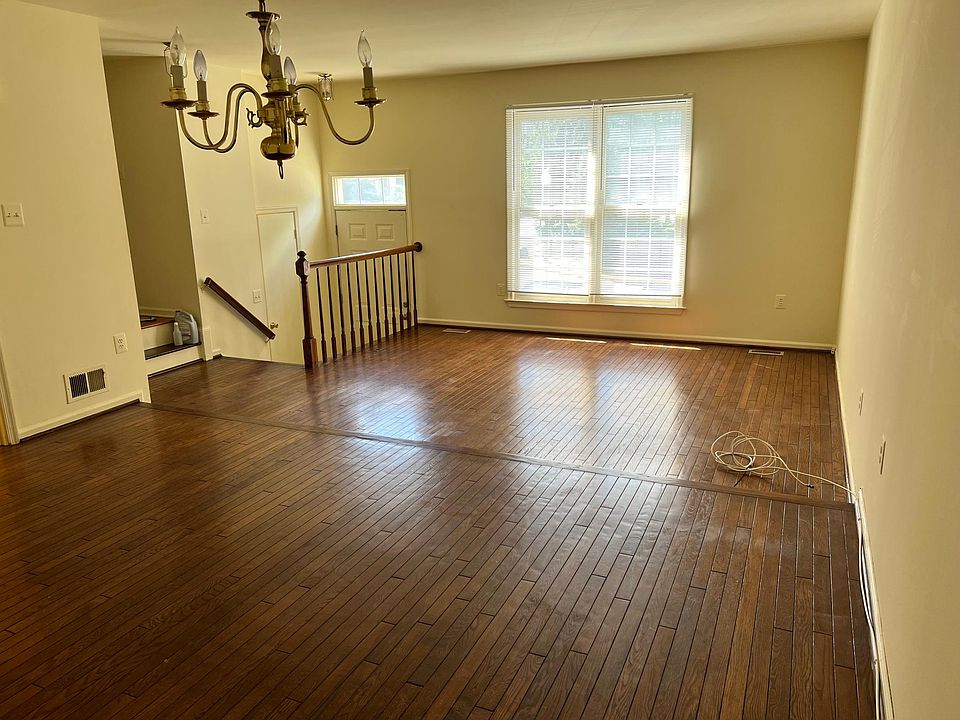 1st image of 12670 Marcum Ct