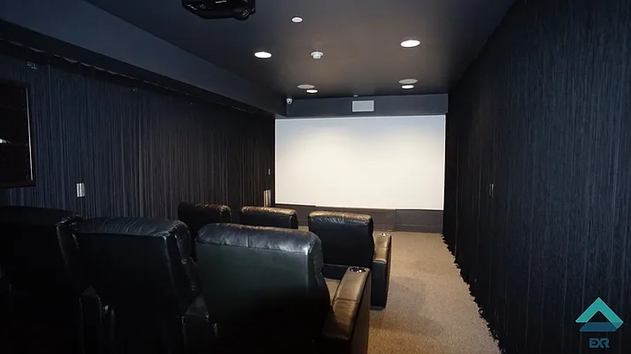 Rented by EXR | media 98