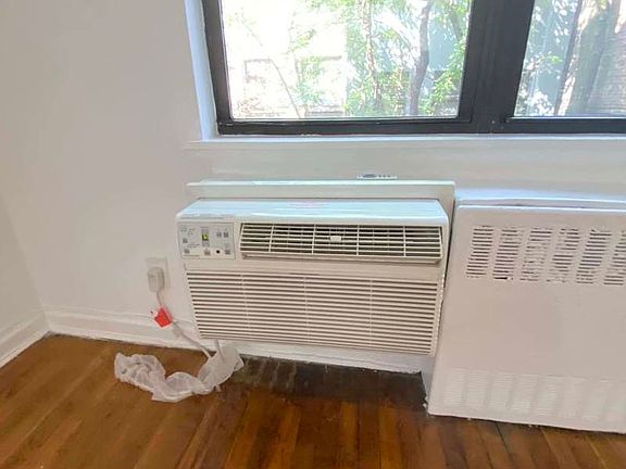 4th image of 317 W 22nd St #2CR