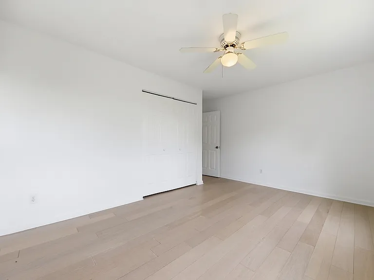 20104 Westerly Ave — Photo 36