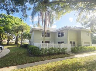 1956 Hartford Court, West Palm Beach, FL 33409