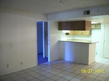 5th image of 540 N May St #1090