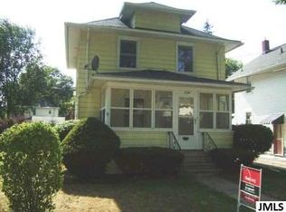 224 N Bowen St, Jackson, MI 49202