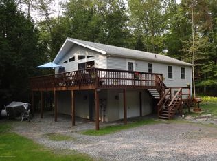 1018 Fernwood Dr, Newfoundland, PA 18445