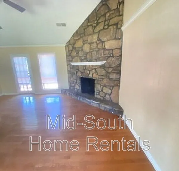 4457 Walden Glen Cv — Photo 4