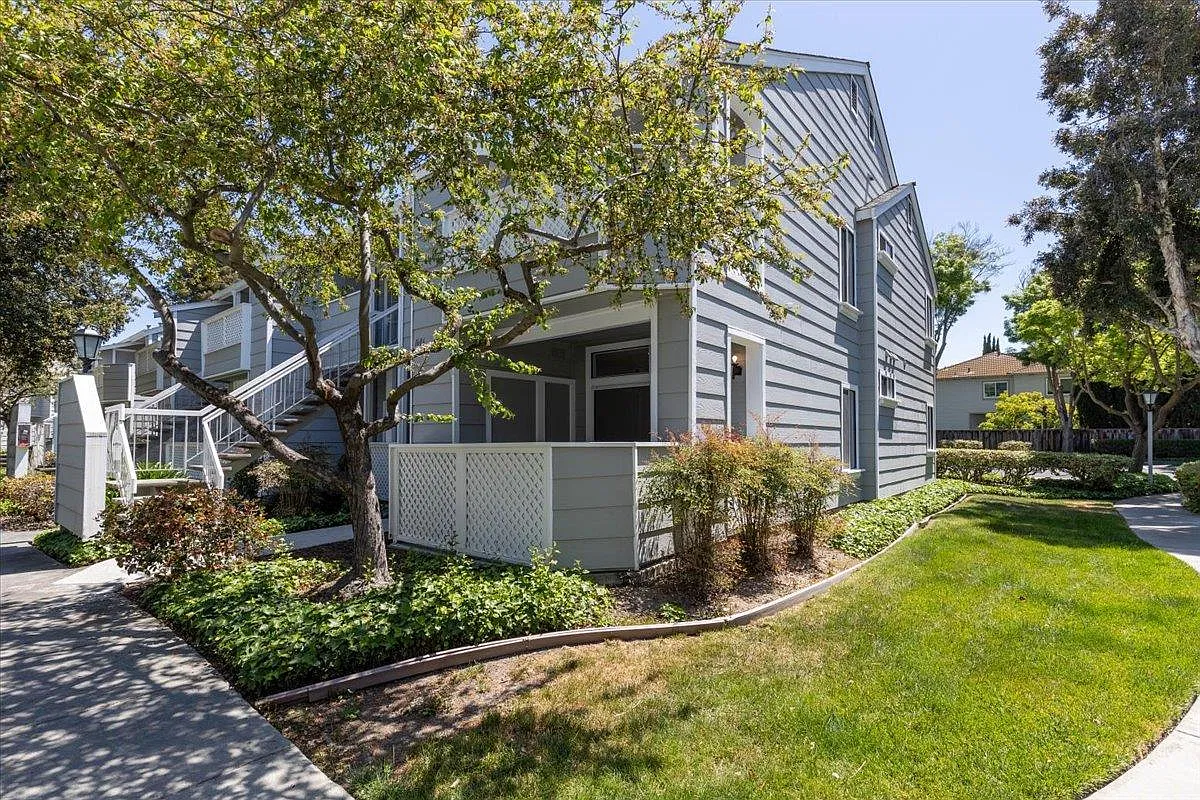 2 bed, 922 sqft, $3,050 — Photo 4