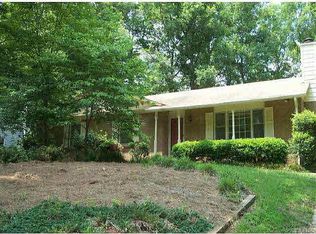 102 Coorsdale Dr, Cary, NC 27511
