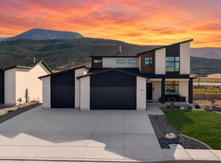 2549 W Black Sage Dr, Cedar City, UT 84720
