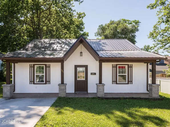 303 S East St, California, MO 65018
