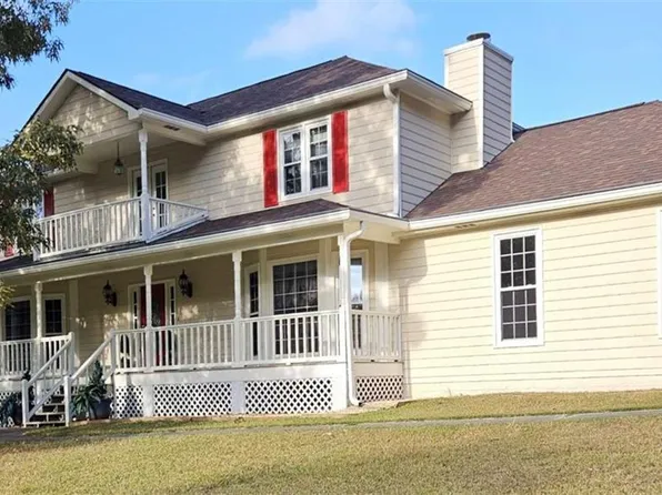 4335 Commodore Rd, Powder Springs, GA 30127