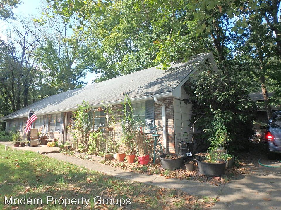 2nd image of 1613 Radcliffe Dr