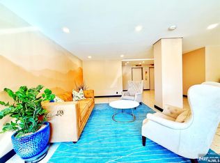 6600 Boulevard East, West New York, NJ 07093