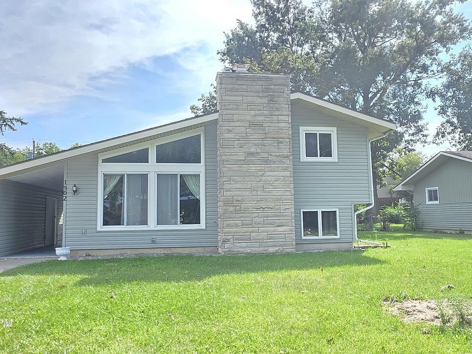 1st image of 1902 Chantada Ln