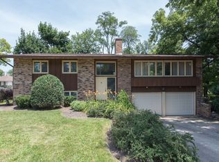 33111 N Ridge Rd, Grayslake, IL 60030