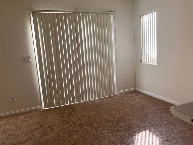 9519 Milkweed Canyon Ave — Photo 12