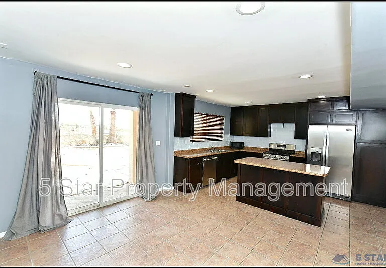 6372 Franklin Ridge Dr — Photo 11
