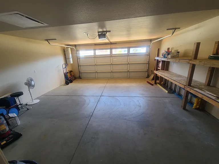 2790 Cedar Ave — Photo 31