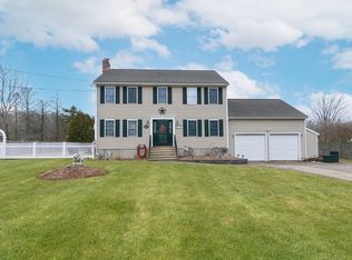 141 School St, North Brookfield, MA 01535