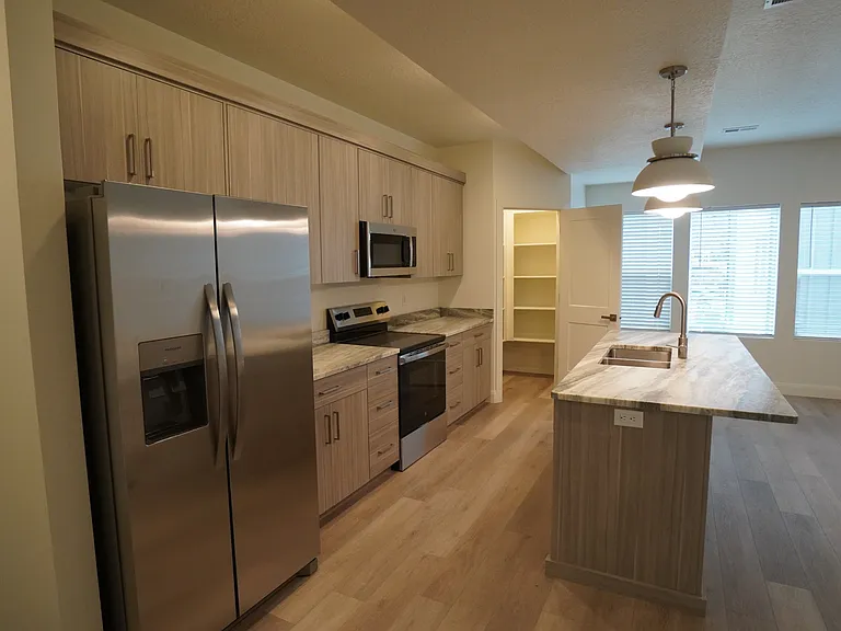 2925 S Highway 89 #11 — Photo 12