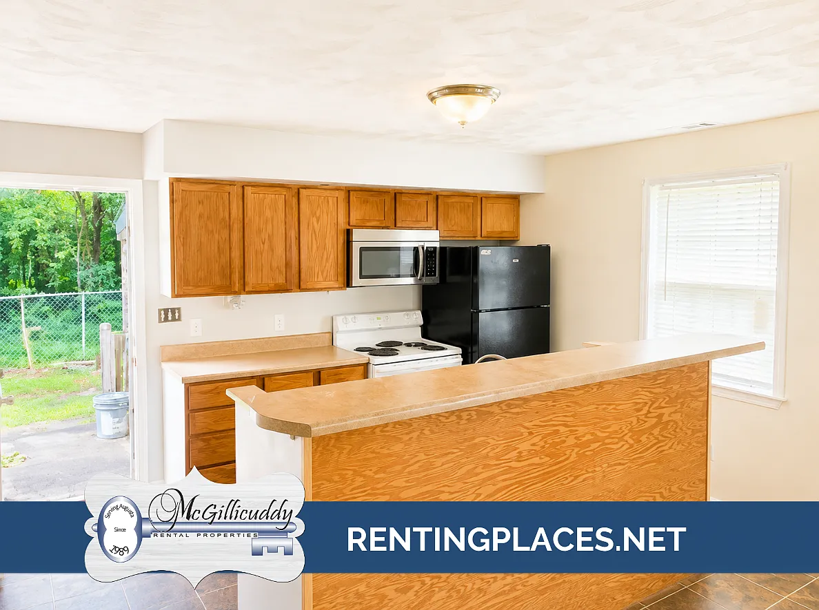2 bed, 756 sqft, $1,195 — Photo 3