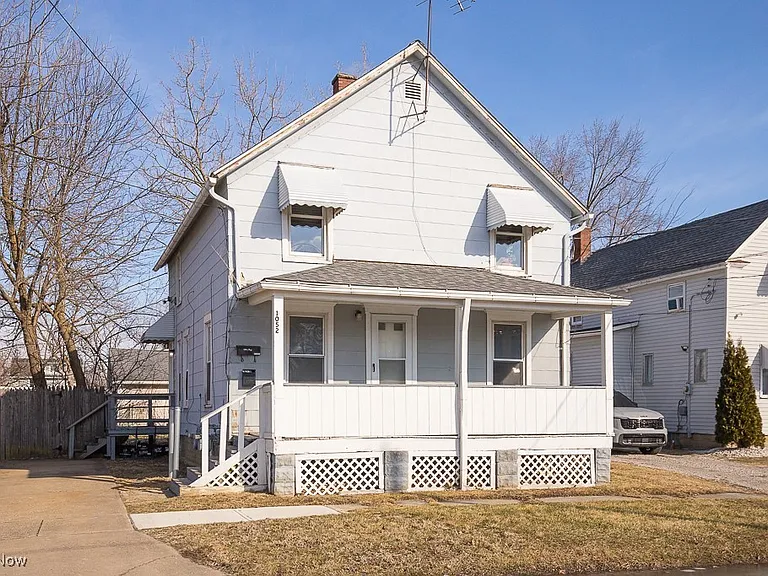 1052 W 17th St #A — Photo 11