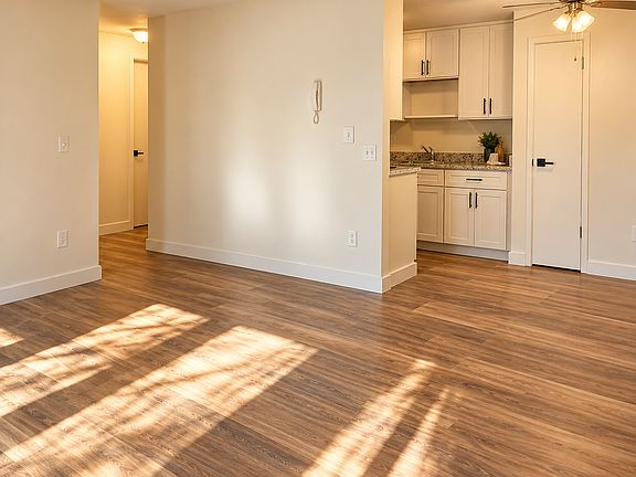 2nd image of 3440 14th Ave S APT 102