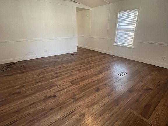 3rd image of 16 Avenue A