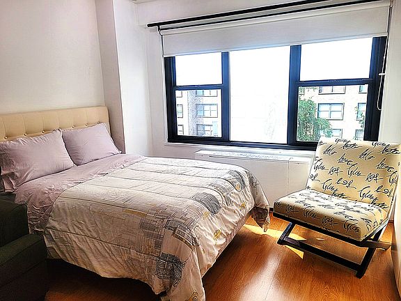 4th image of 220 E 57th St APT 5E