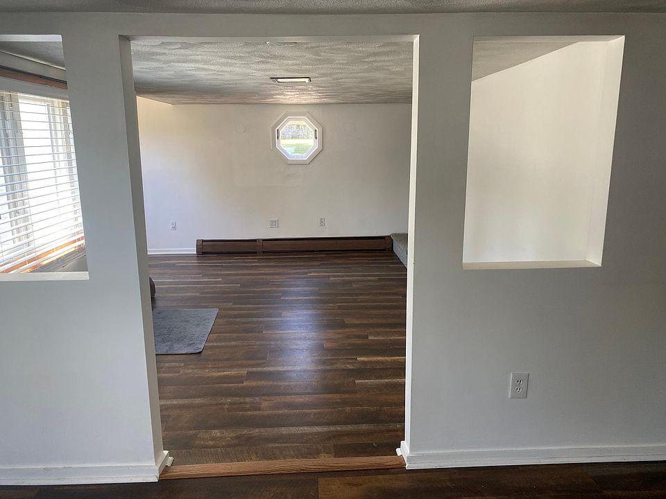 1st image of 7 Waltham St #1