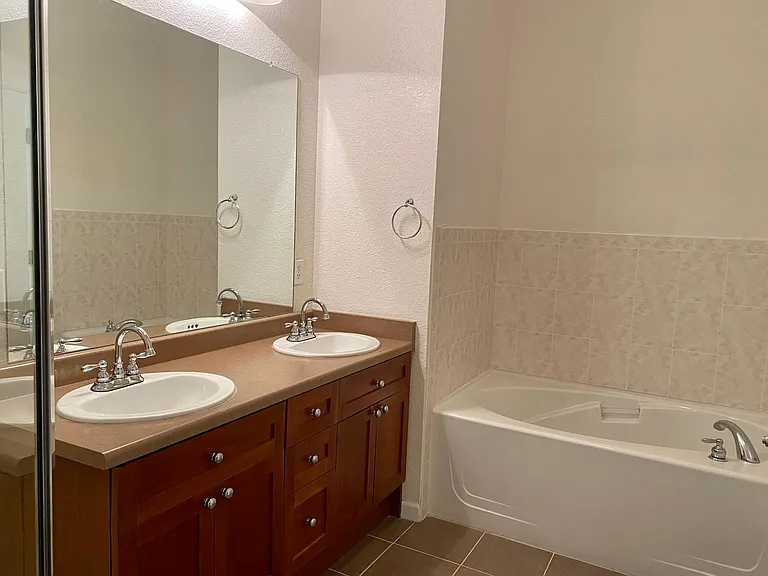 7544 E 4th Ave #310 — Photo 7