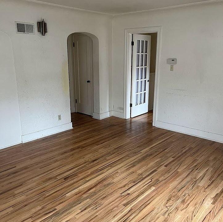 1st image of 336 S 5th St E #1