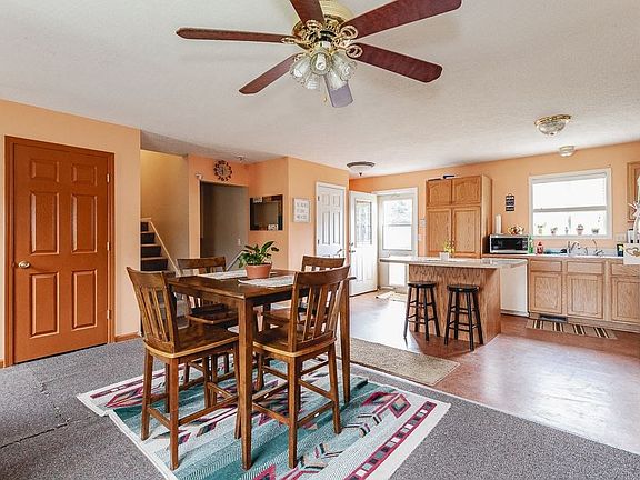 2nd image of 4516 Leeward Dr