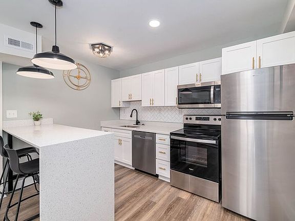 4th image of 1227 E Ocean View Ave APT 2