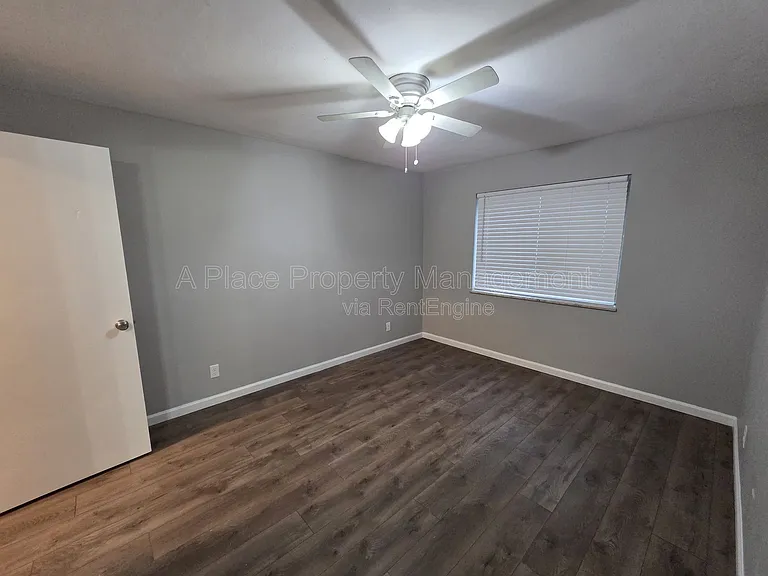 2727 Hampton Ave #307 — Photo 5