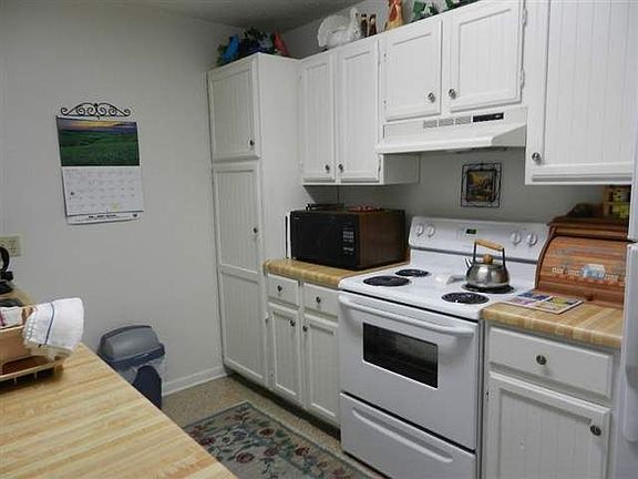 3rd image of 1212 N Major Dr APT 25S