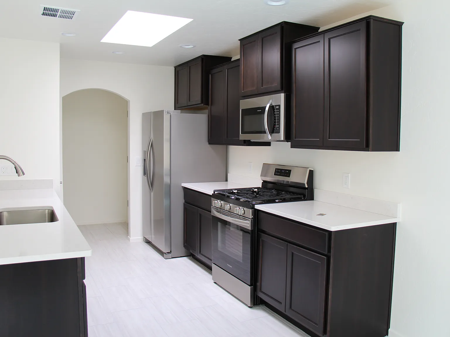 2 bed, 1560 sqft, $1,700 — Photo 3
