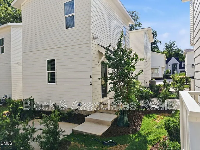 2815-103 Wilcox Pl — Photo 12