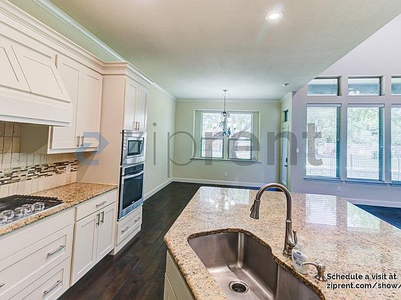 4th image of 2916 Old Squall Dr