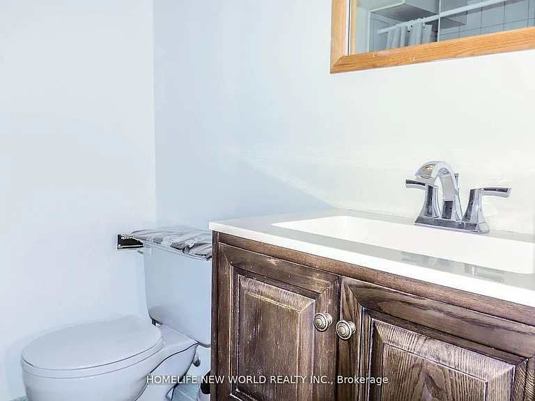 222 Markham St #BASEMENT — Photo 15