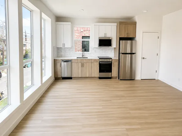 Greenwich Ave Apartments