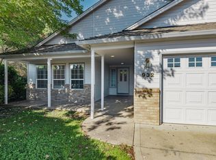 932 Rimrock Cir, Medford, OR 97504