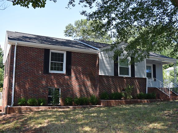 Front from Griffin Dr.