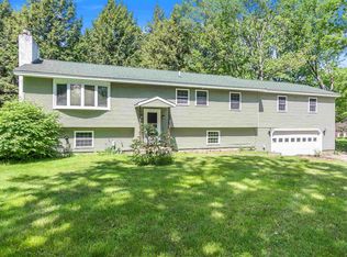 215 Meadow Ridge Ln, Milton, VT 05468