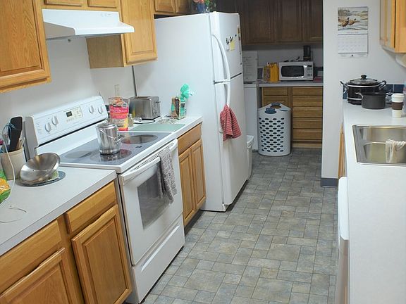 4th image of 309 Edgewood Dr