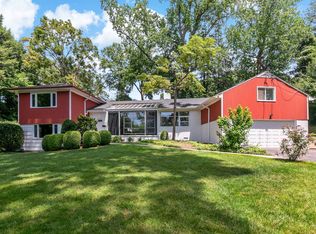 3 Tory Ln, Scarsdale, NY 10583