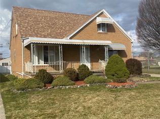 46 Saint Marys Dr, Lackawanna, NY 14218